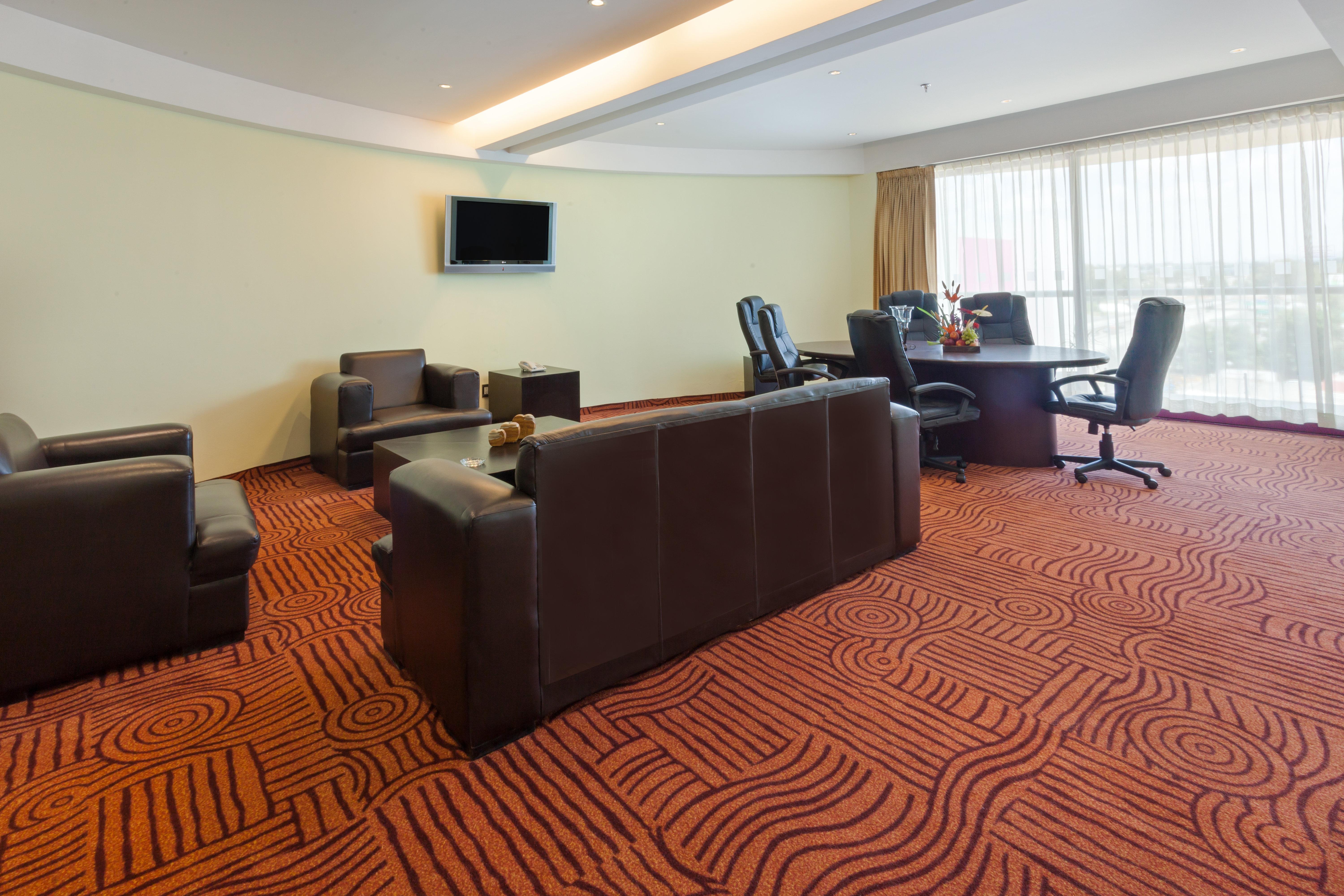 Holiday Inn Puebla Finsa By Ihg Экстерьер фото