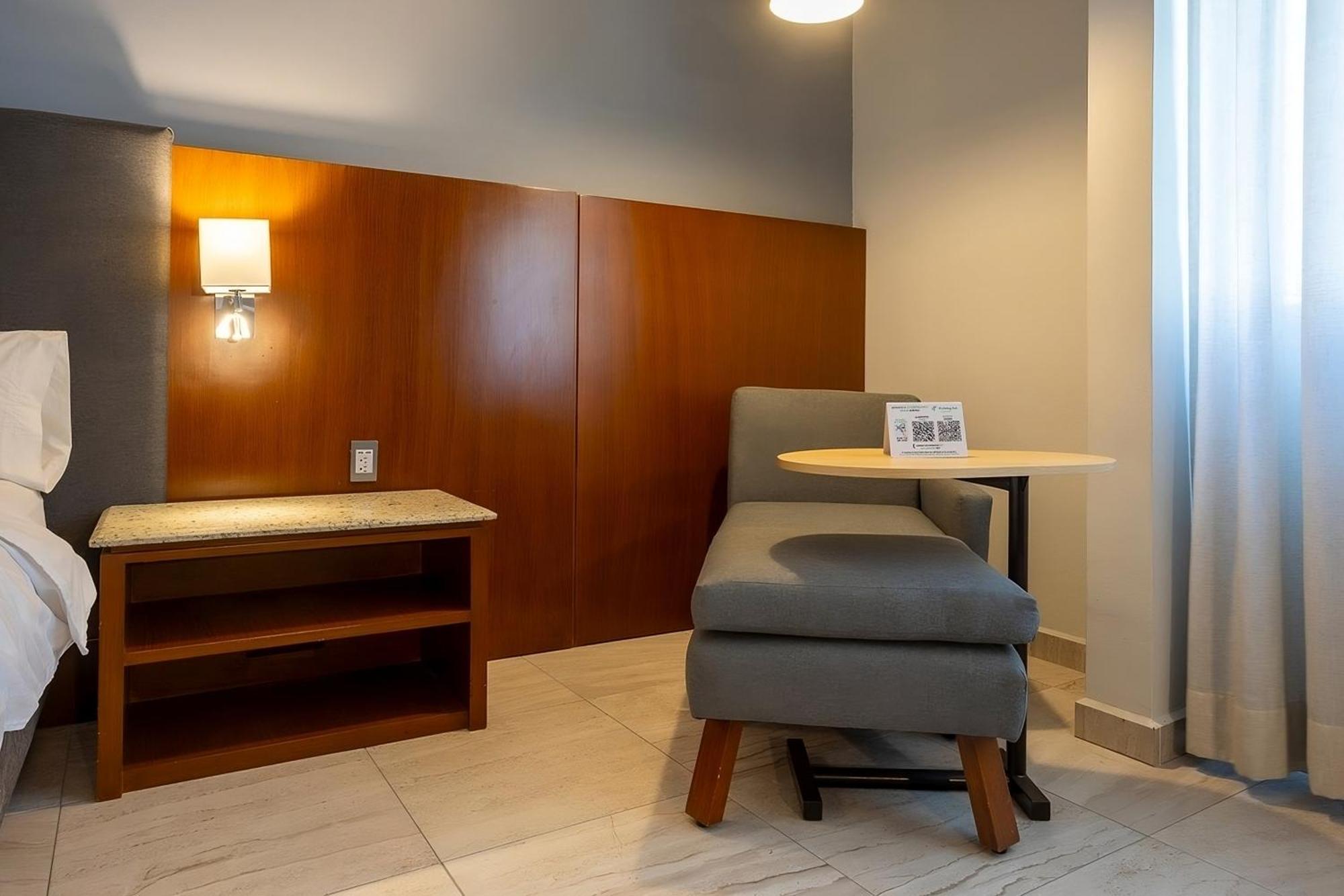 Holiday Inn Puebla Finsa By Ihg Экстерьер фото